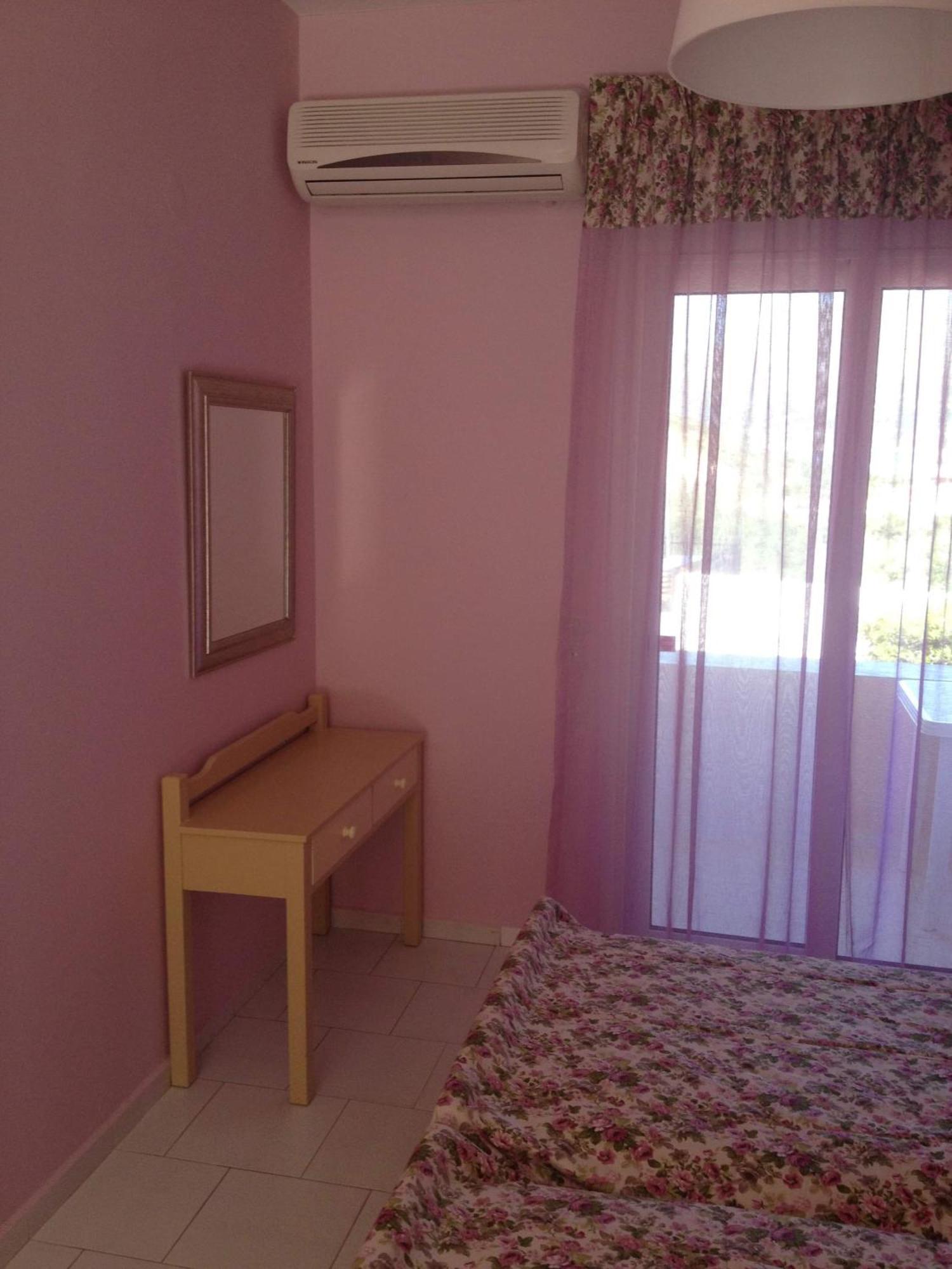 Erato1 Hotel Plakias Buitenkant foto